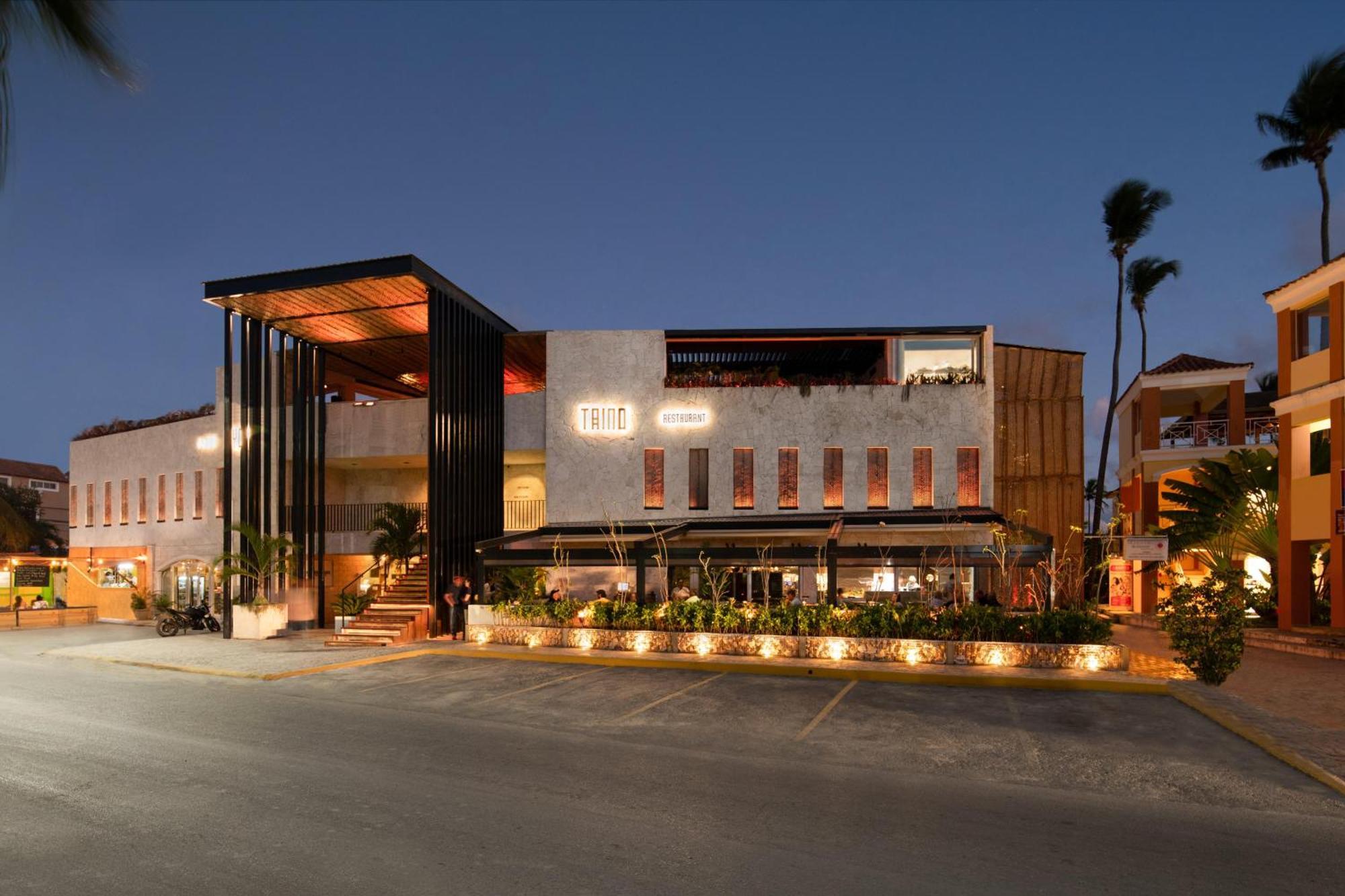Aventura And - Corales Hotel