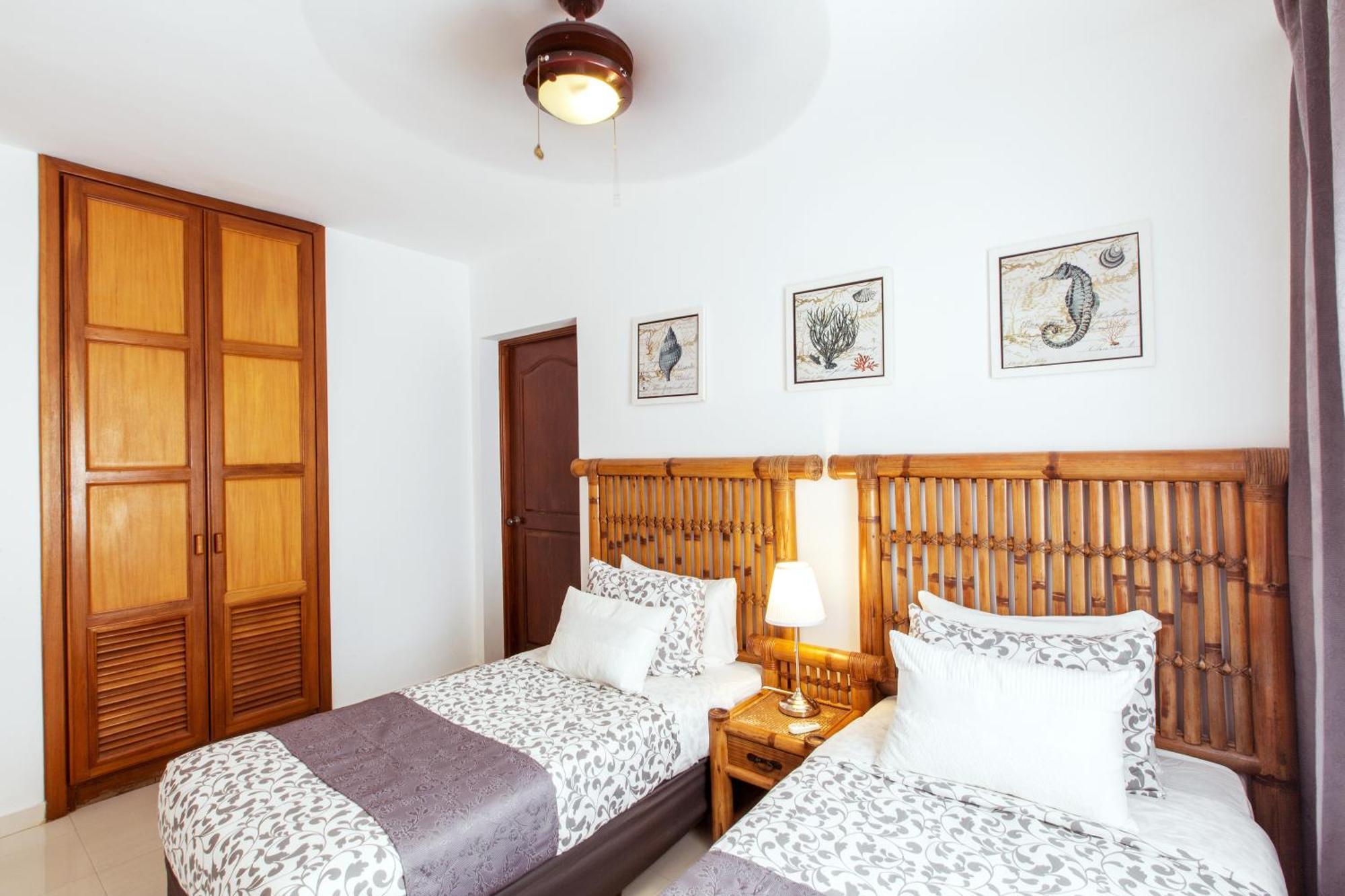 Aventura And - Corales Hotel