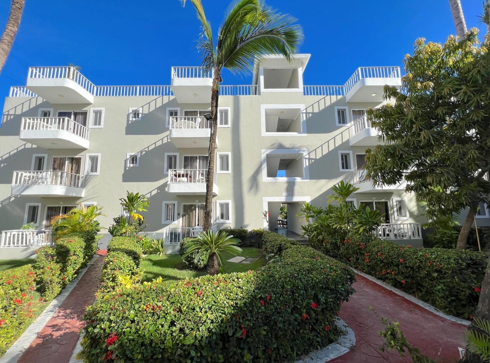 Hotel Serenara Playa Corales