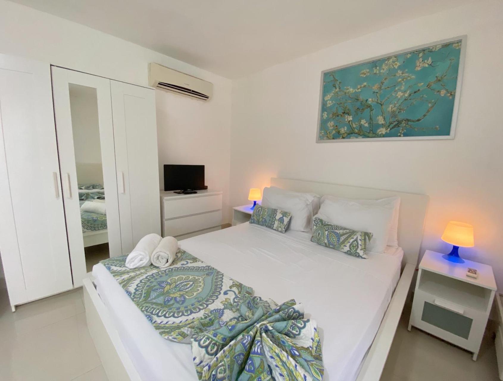 Hotel Serenara Playa Corales 5*