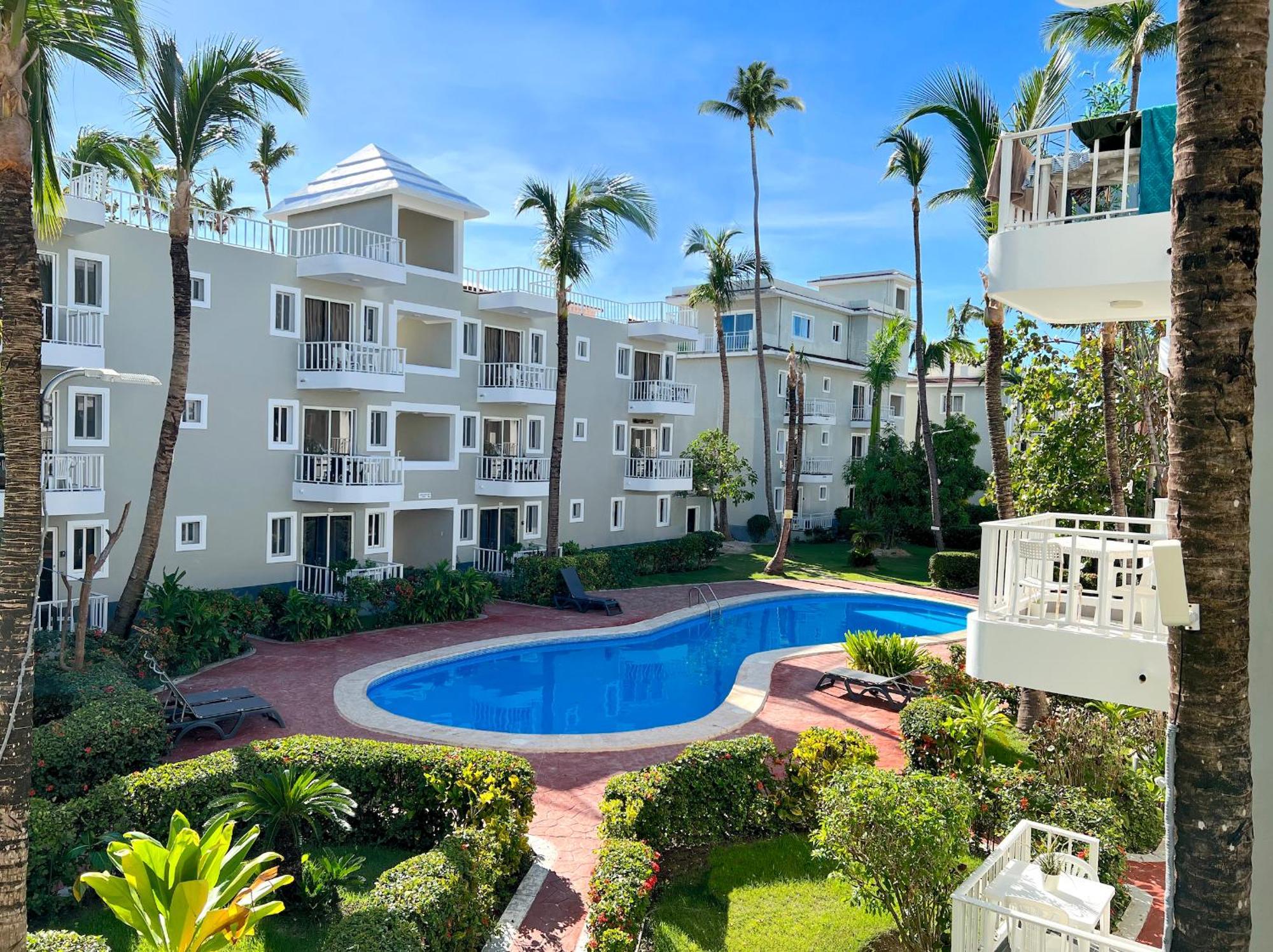 Hotel Serenara Playa Corales
