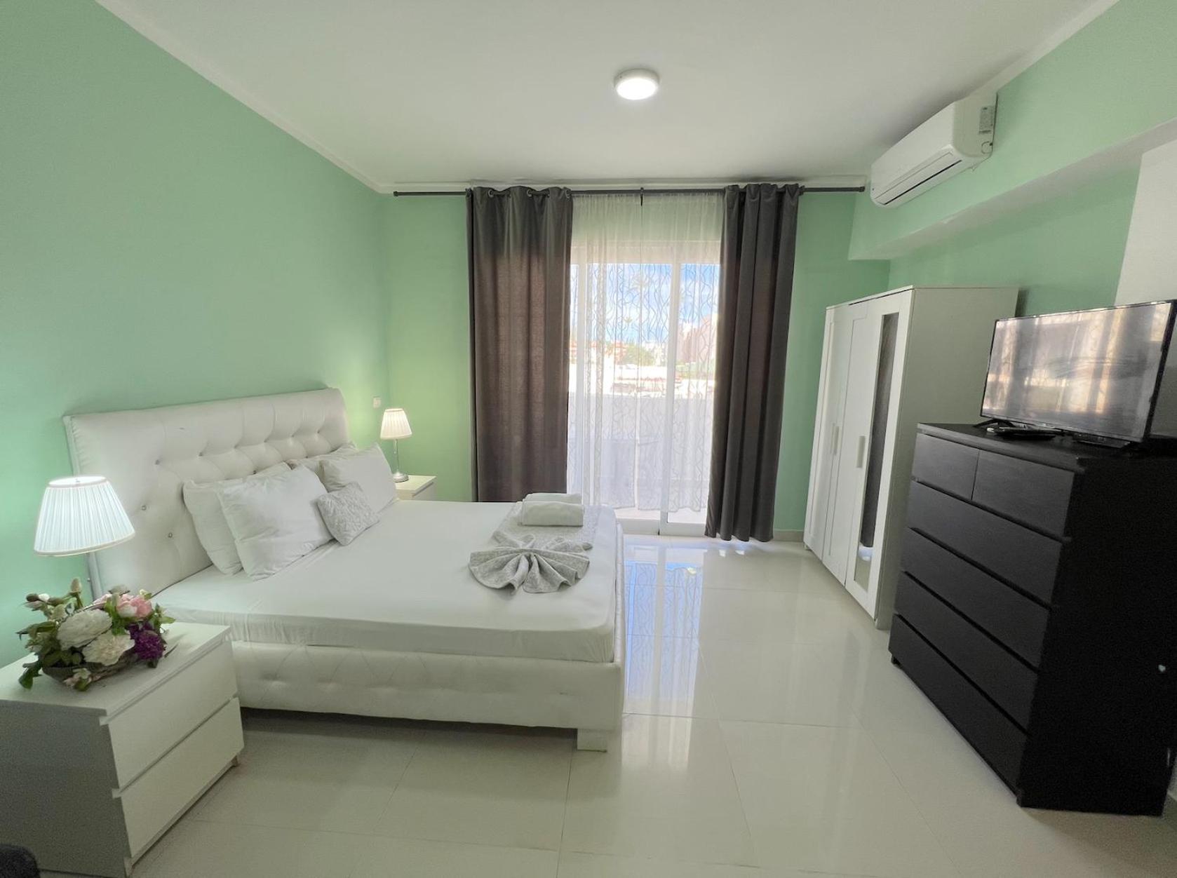 Tropical With Rooftop Pool And - Bavaro Hotel Punta Cana