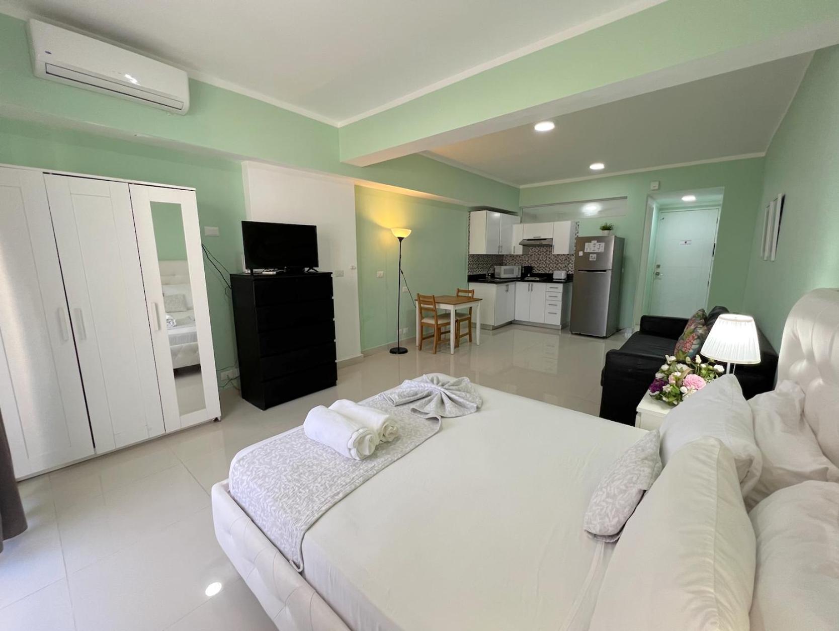 Tropical With Rooftop Pool And - Bavaro Hotel Punta Cana