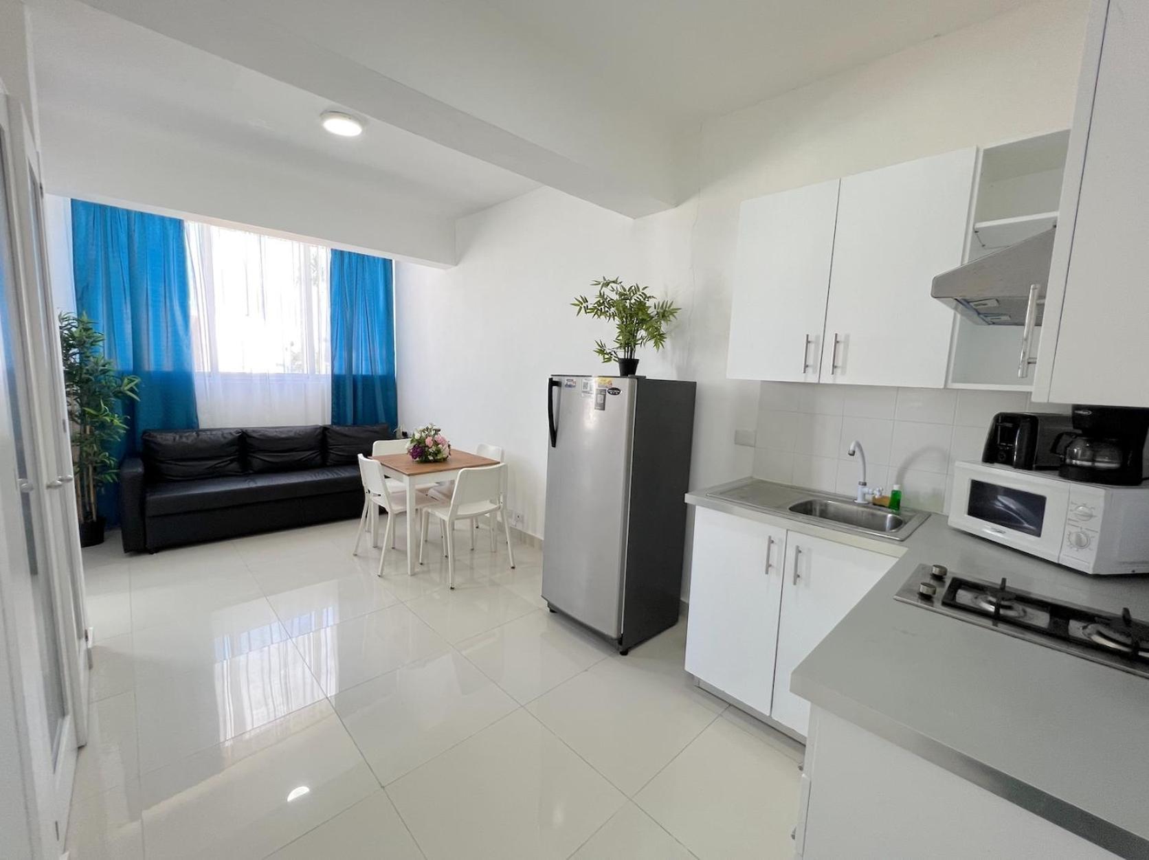 Hotel Tropical With Rooftop Pool And - Bavaro Punta Cana