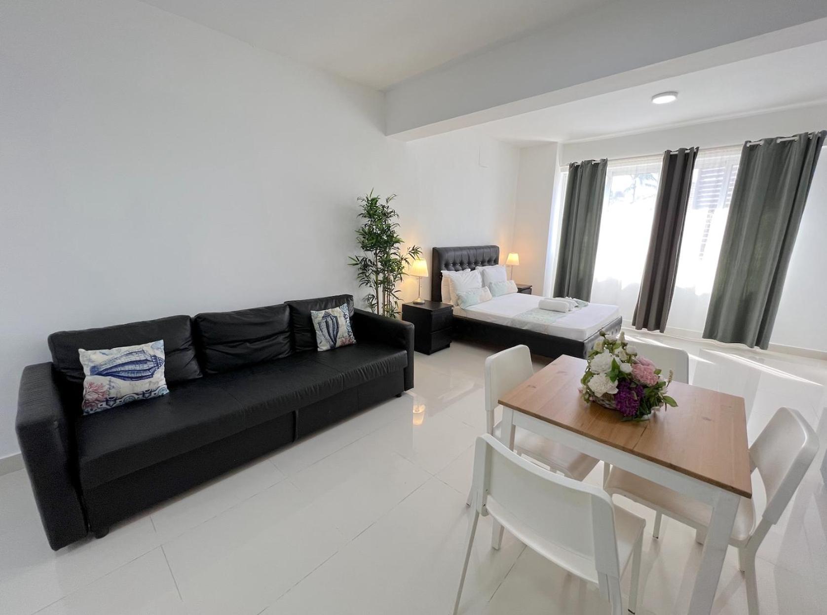 Hotel Tropical With Rooftop Pool And - Bavaro Punta Cana