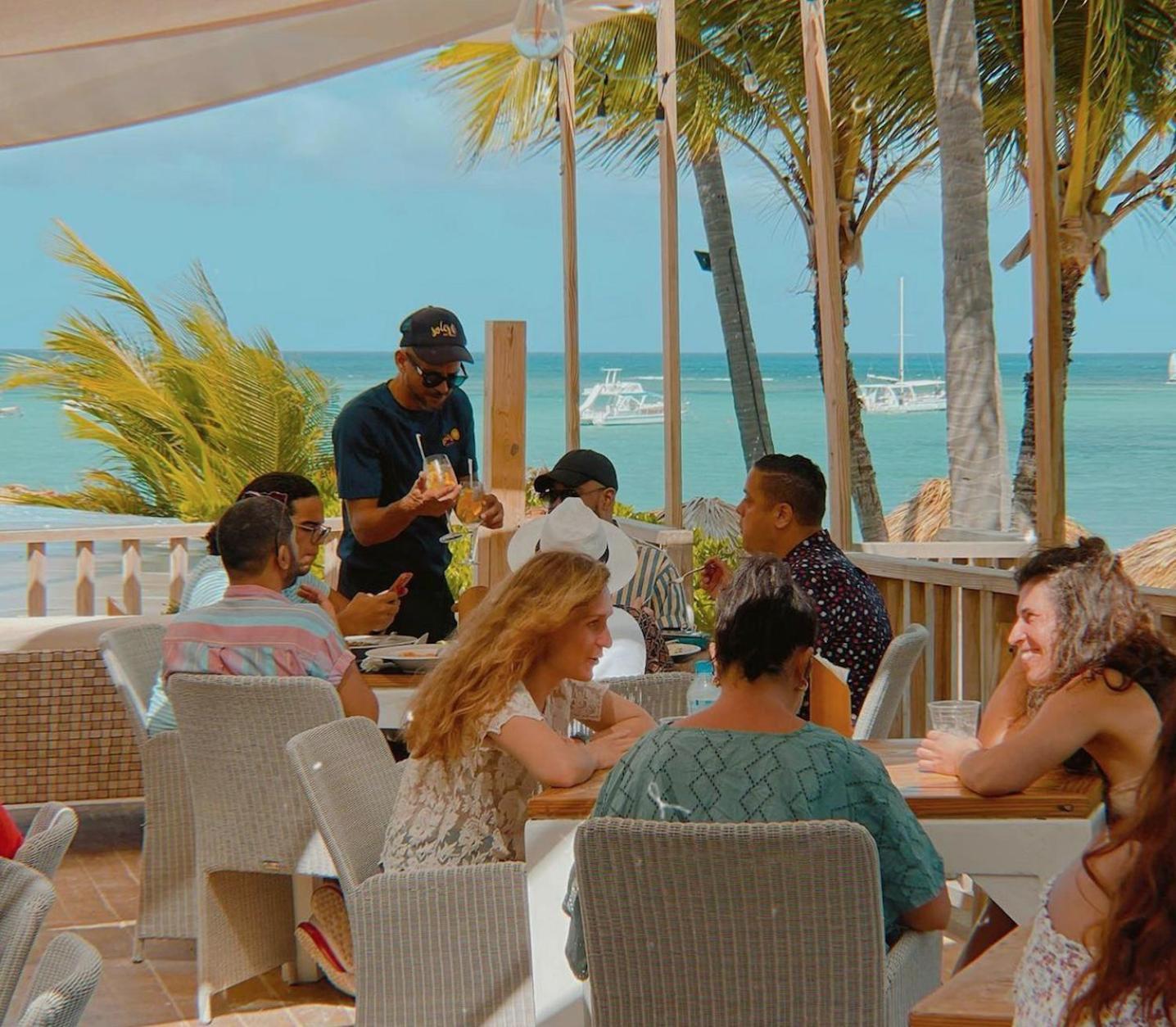 Hotel Tropical With Rooftop Pool And - Bavaro 5*