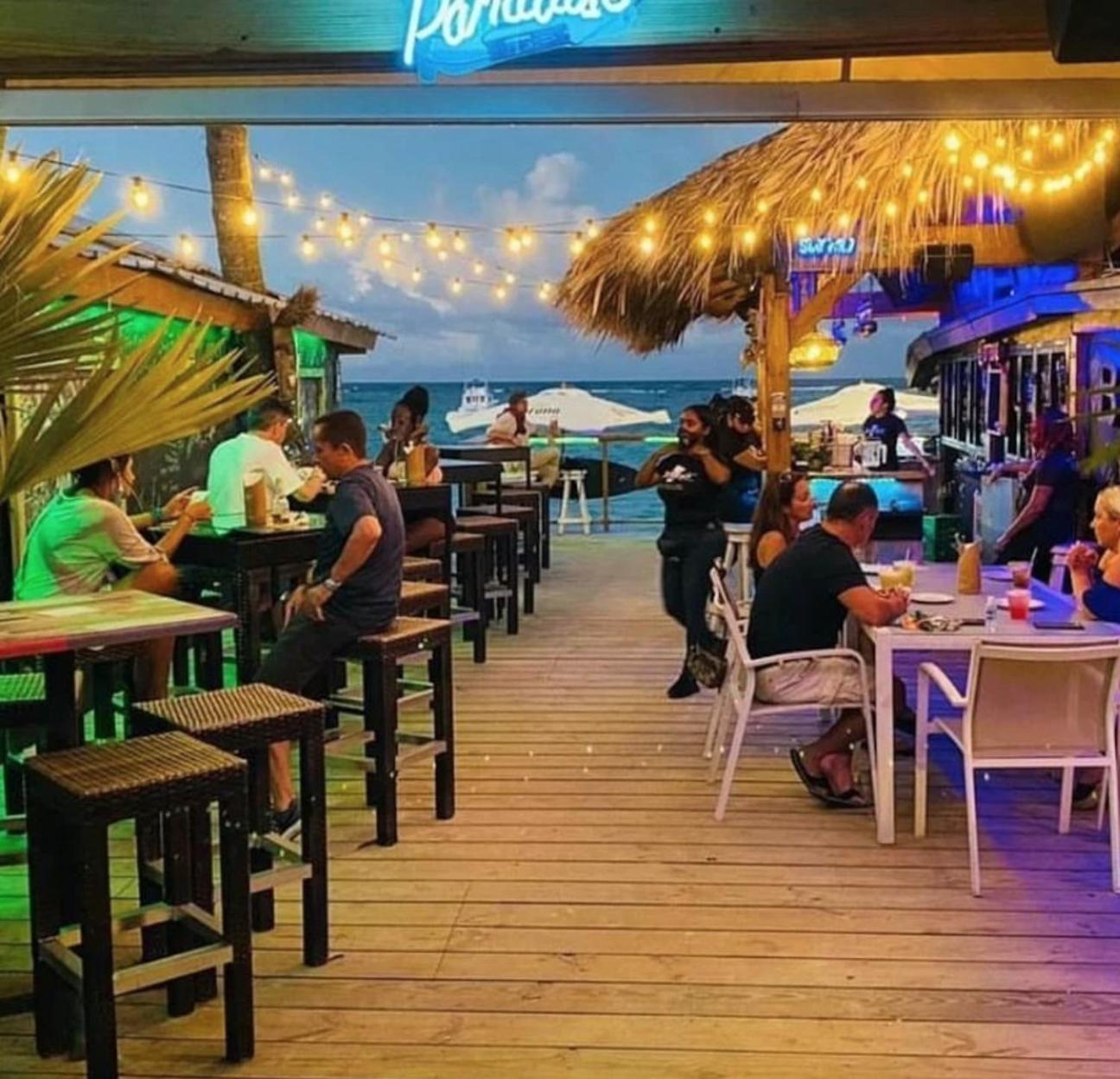 Hotel Tropical With Rooftop Pool And - Bavaro