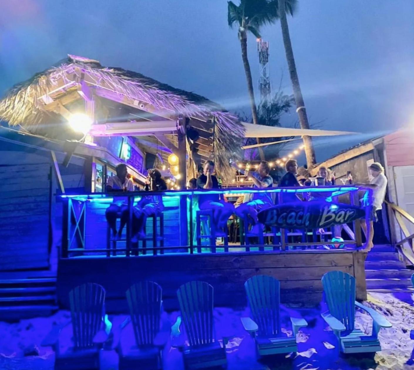 Hotel Tropical With Rooftop Pool And - Bavaro Punta Cana