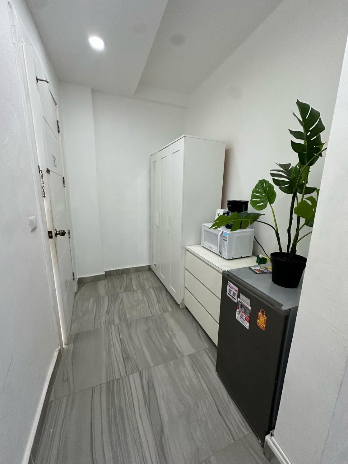 Apartment Paradise With Rooftop Pool And Access *