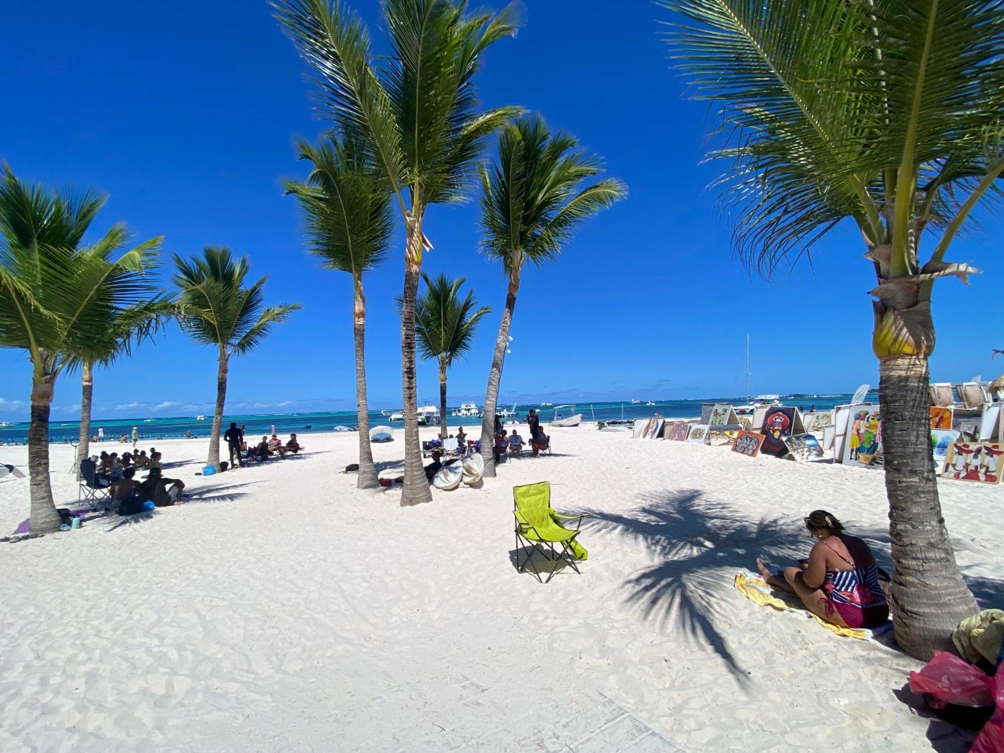 Paradise Close To The Pool Free Parking,wifi- Apartment