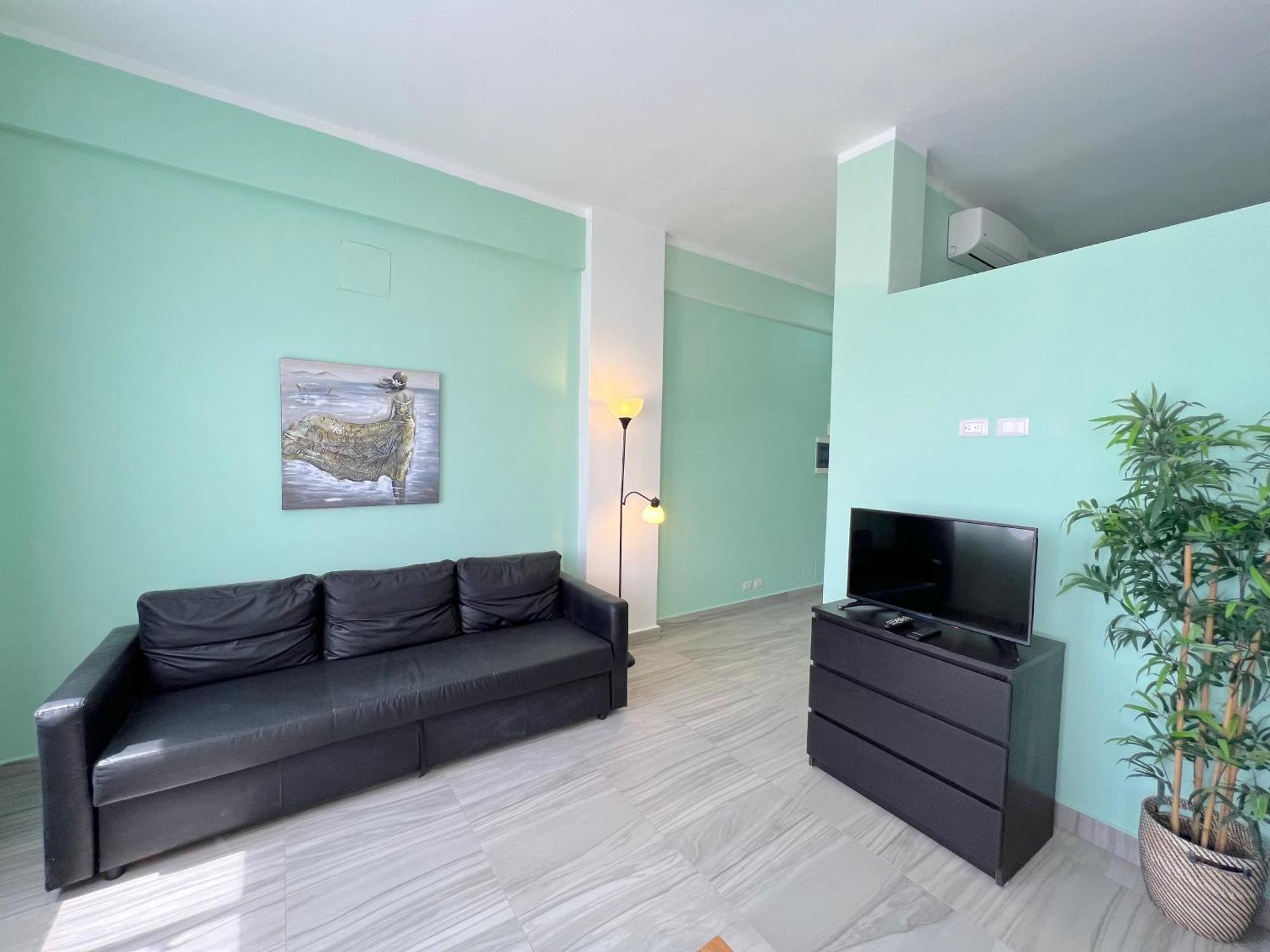 Serenity With Rooftop Pool, Club, Spa, Restaurants