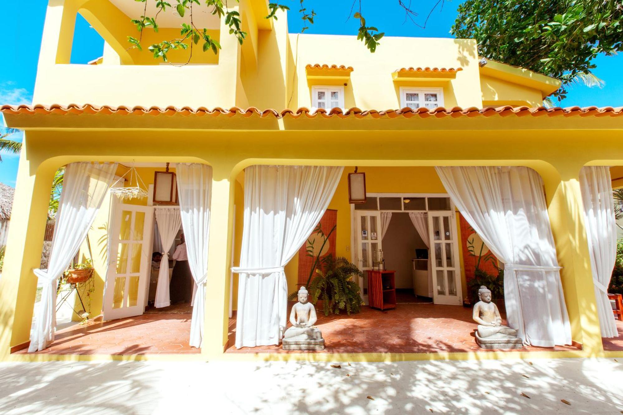 Dukassi Suites Rooftop Pool - Beach Club And Spa - Playa Los Corales Punta Cana