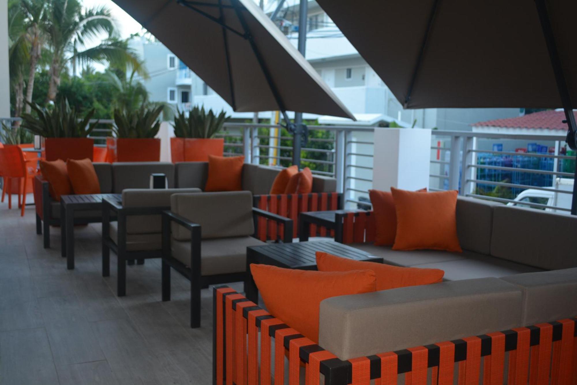 Dukassi Suites Rooftop Pool - Beach Club And Spa - Playa Los Corales Hotel