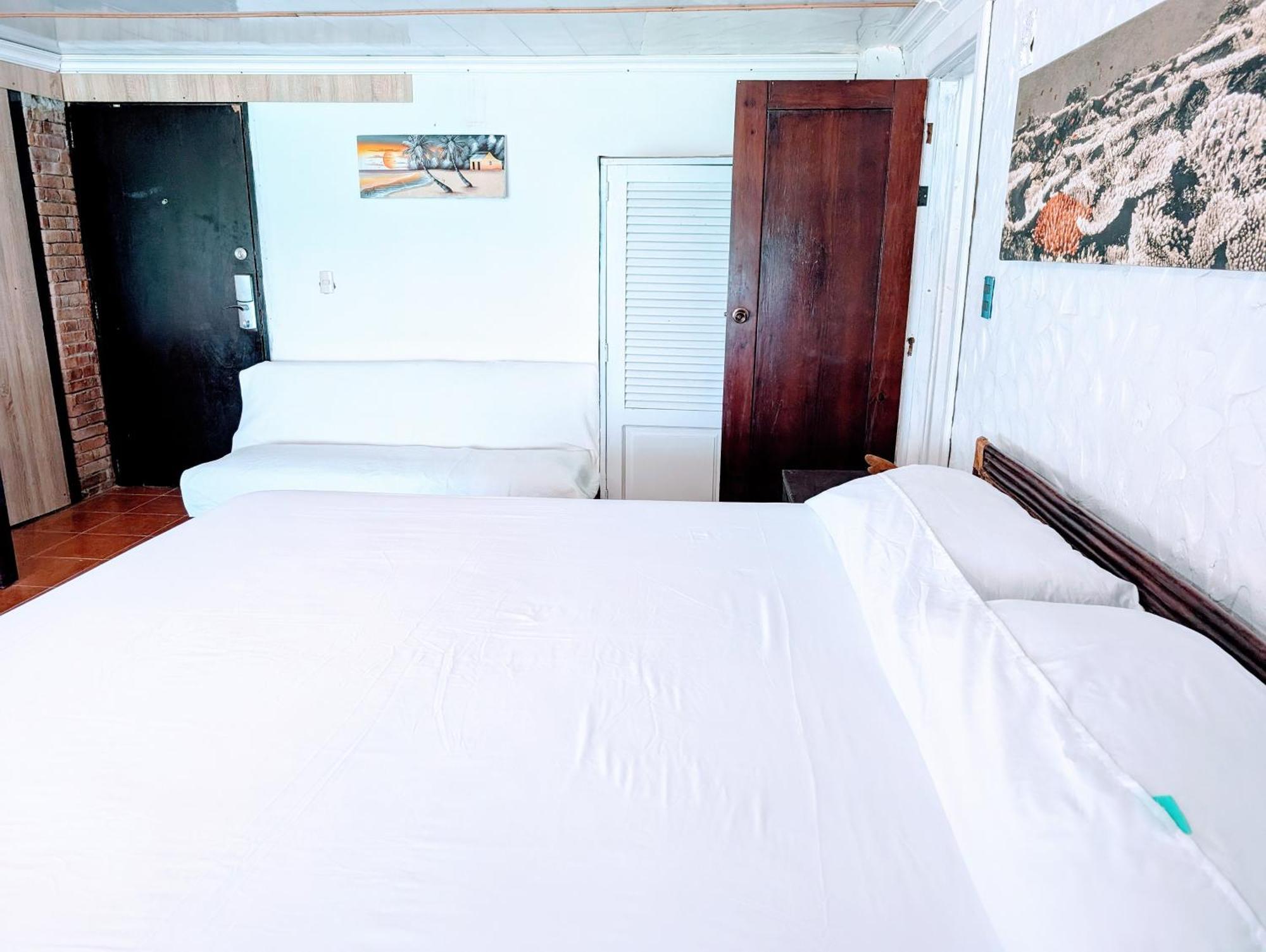 Bed & Breakfast Dios Es Fiel - Ali *