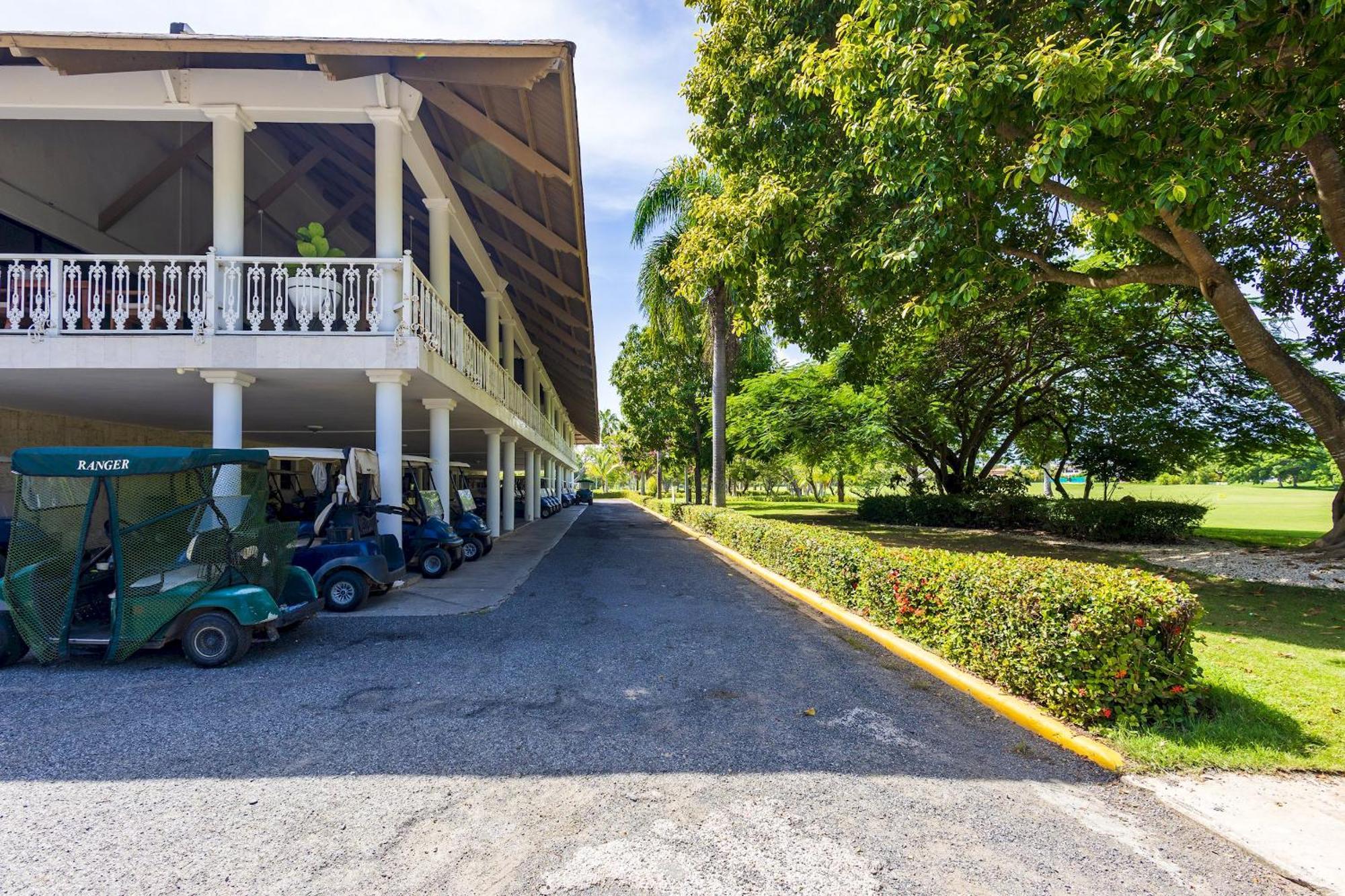 Apartment Private & Luxury Cocotal In Gated & Secured Community *