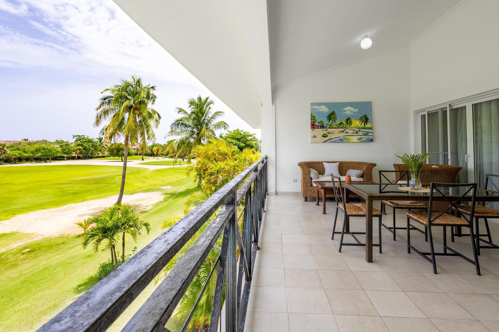 Private & Luxury Cocotal In Gated & Secured Community