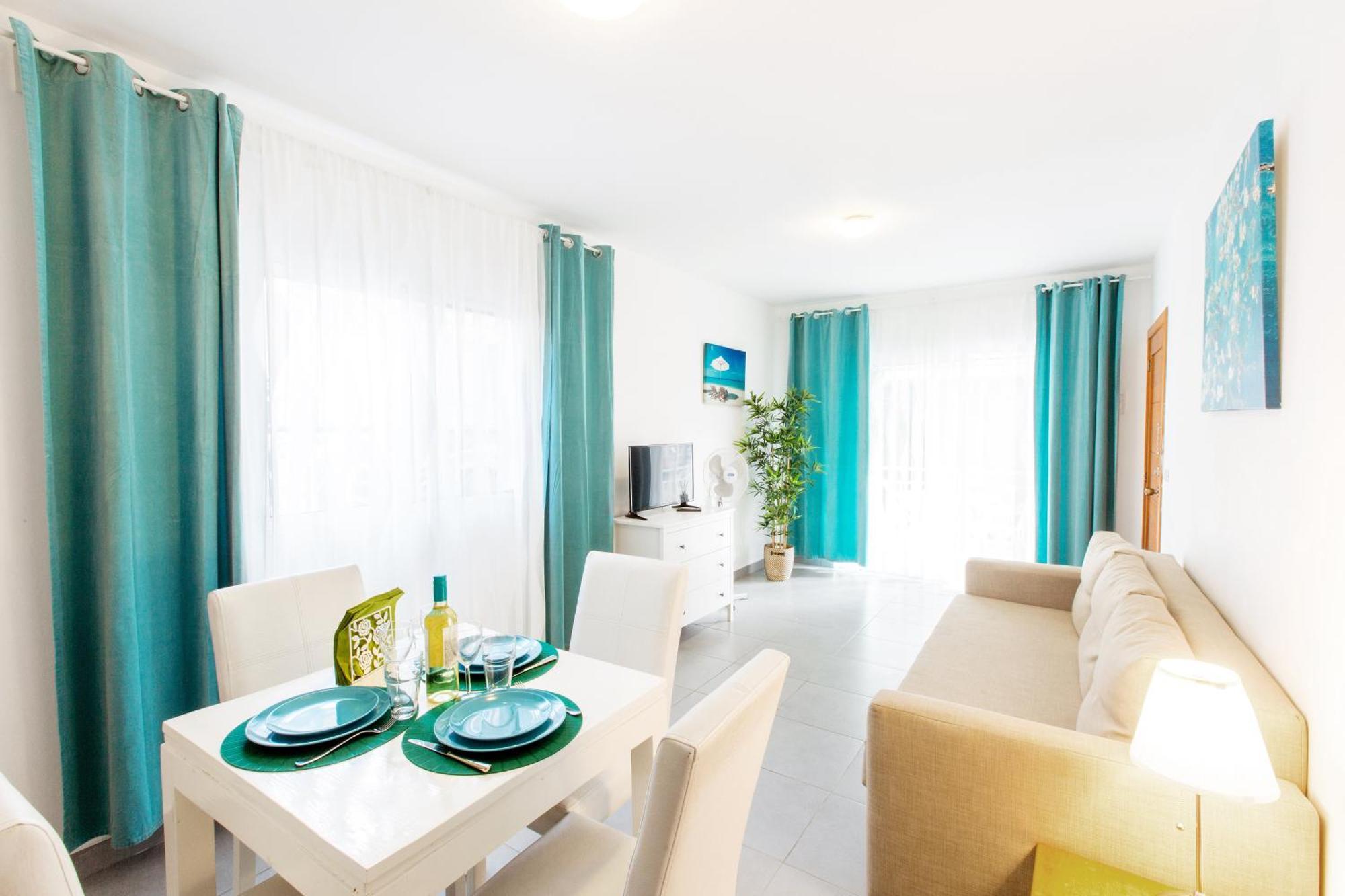 Hotel Sol Caribe And With Tropical Pool - Corales 5*