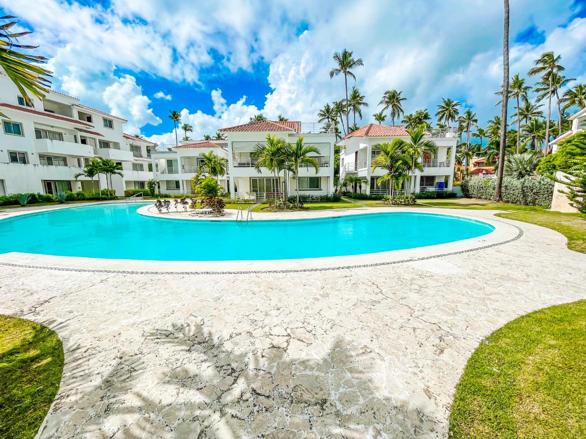 & Long Term Vacation Bavaro Club &