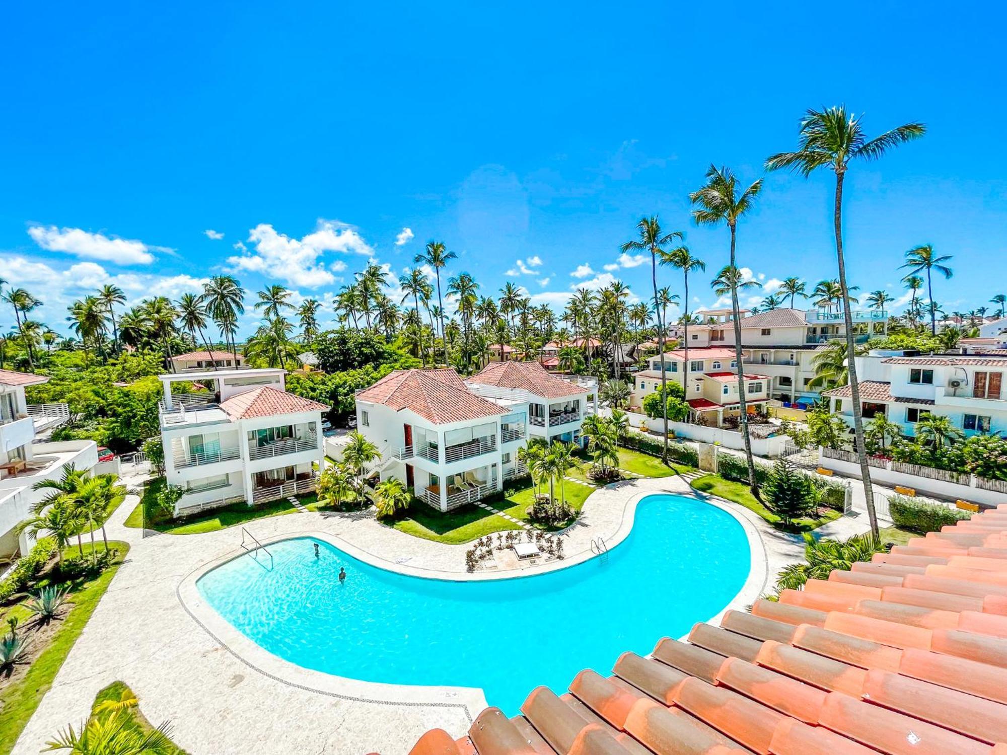 & Long Term Vacation Bavaro Club & Hotel