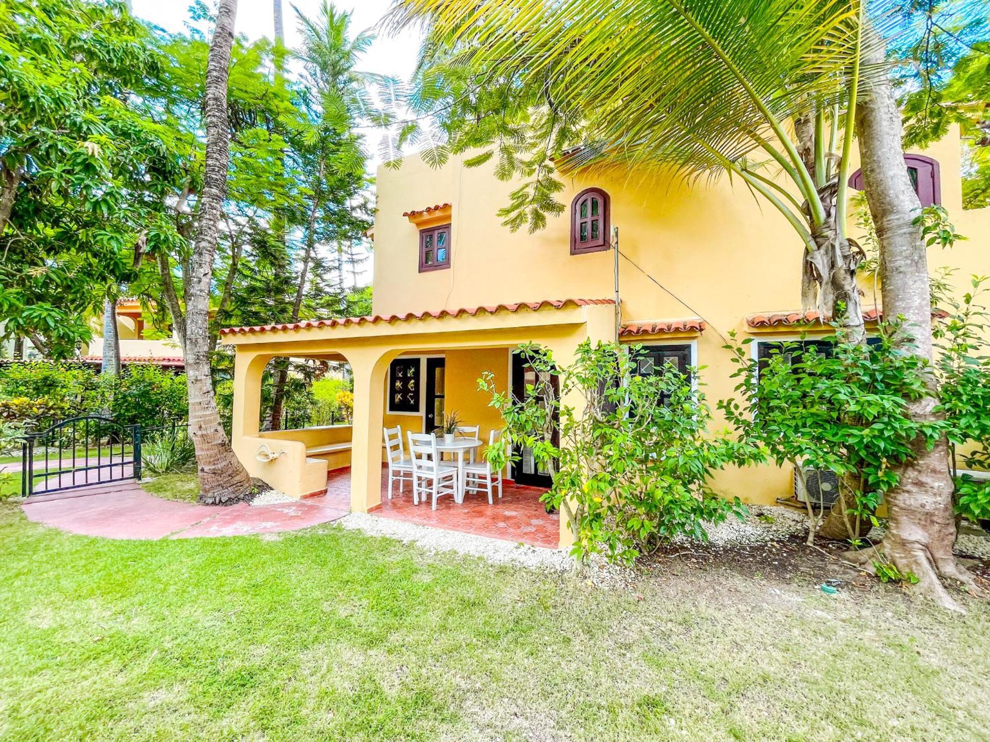 & Long Term Vacation Bavaro Club & 5*