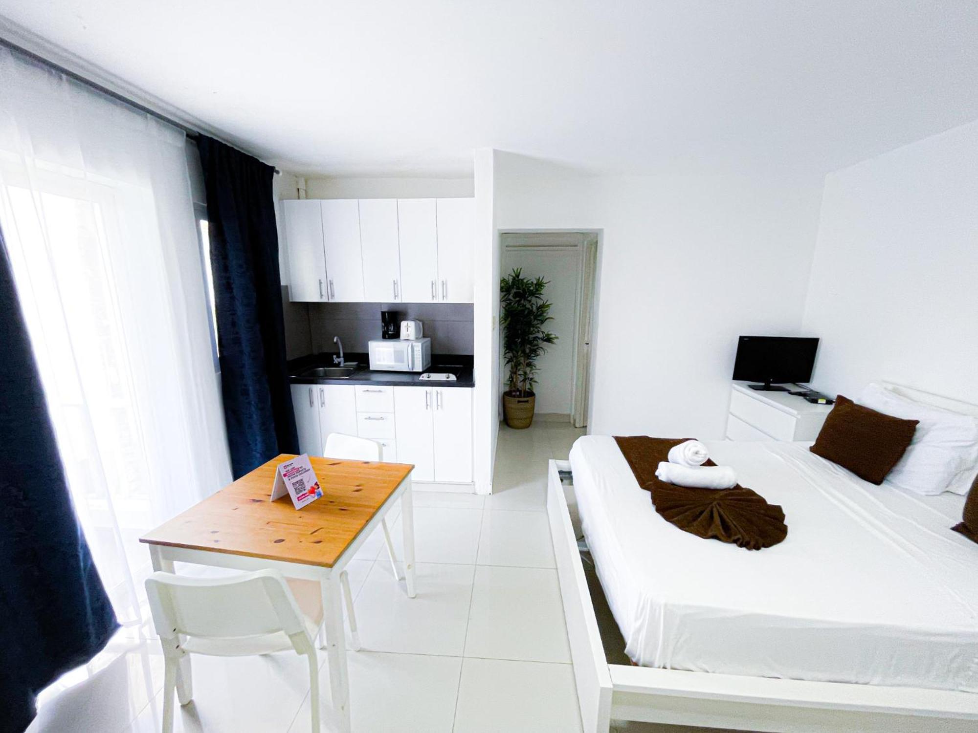Caribbean Paradise Tropical With View Corales Wifi Club & Resort *