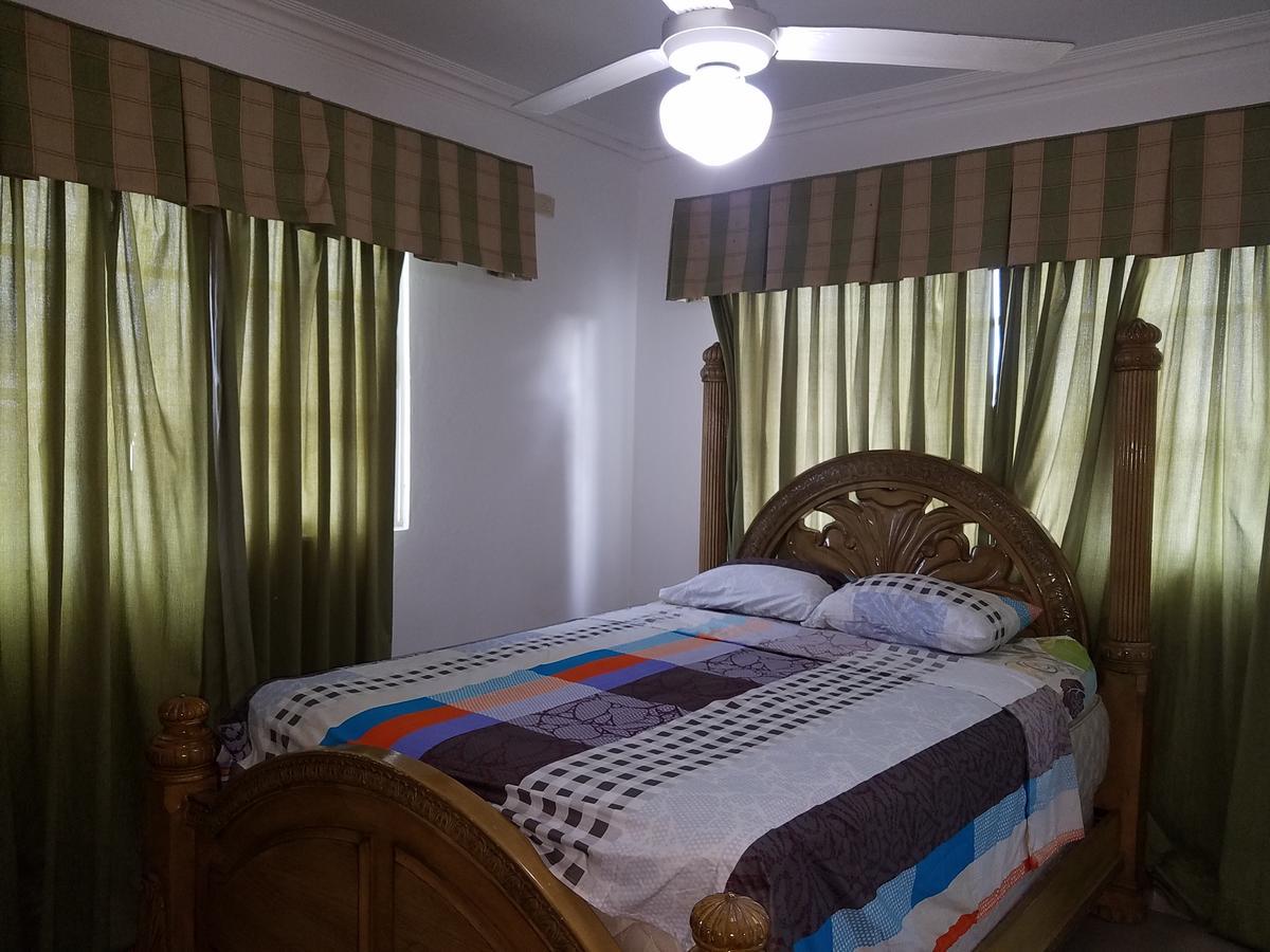 Shirley's Beach Place Homestay Punta Cana