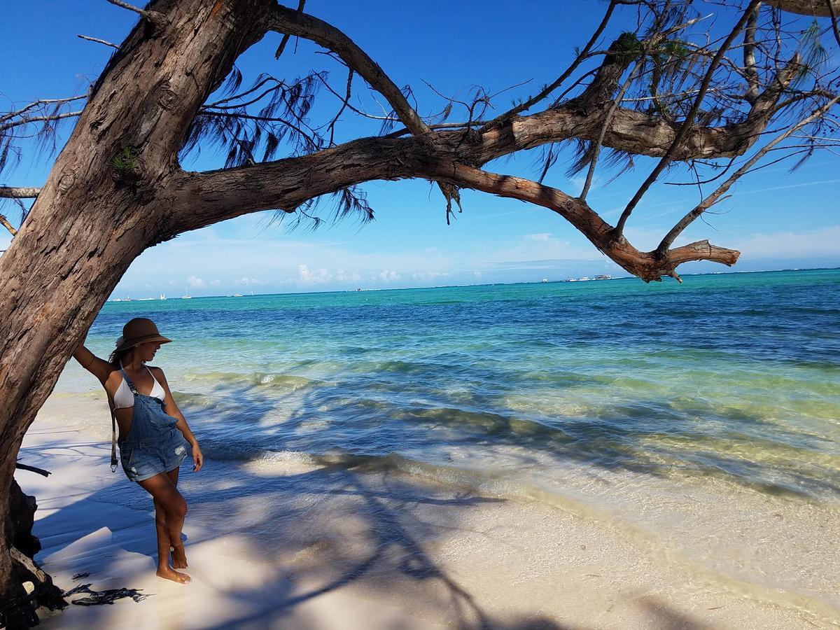 Shirley's Beach Place *