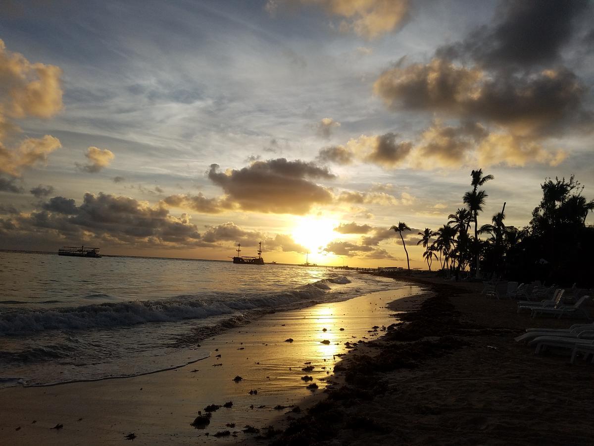 Homestay Shirley's Beach Place