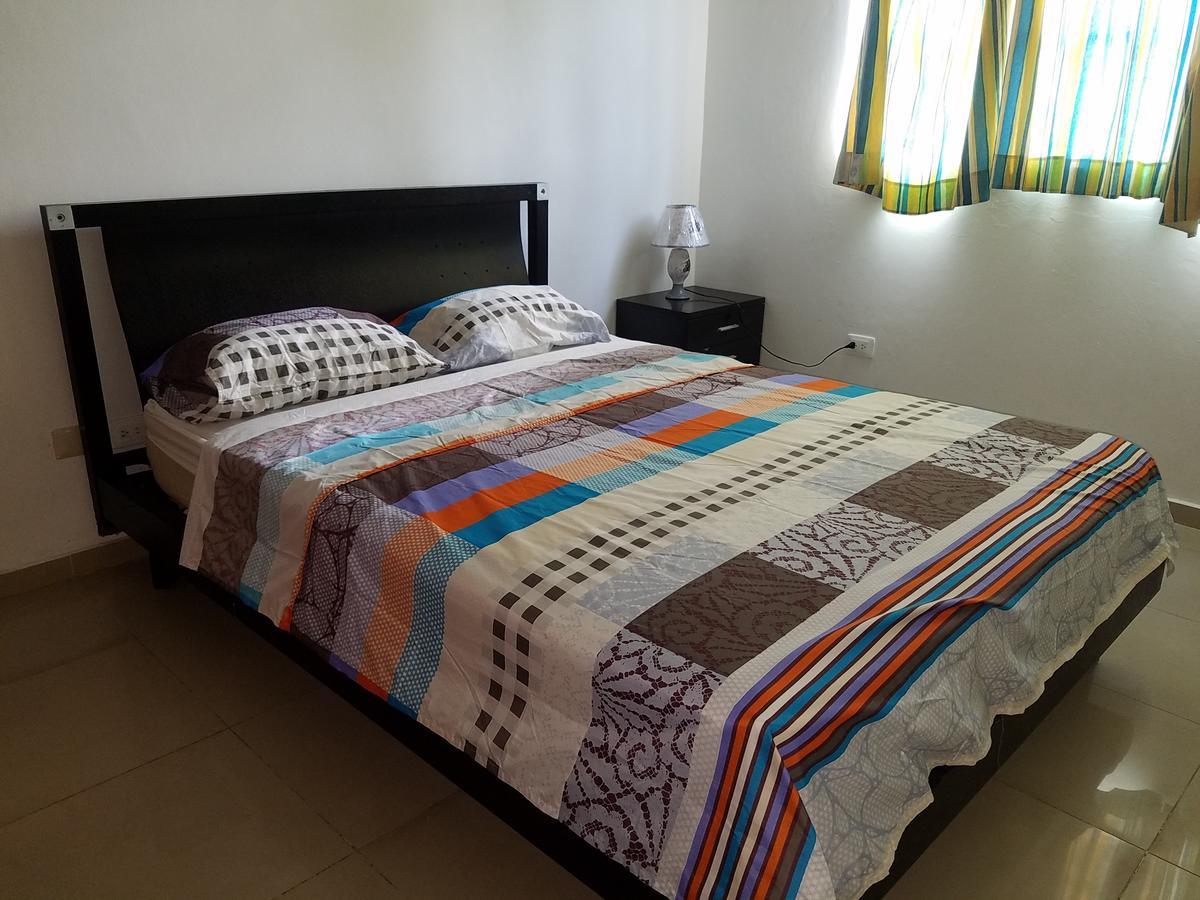 Shirley's Beach Place Homestay *