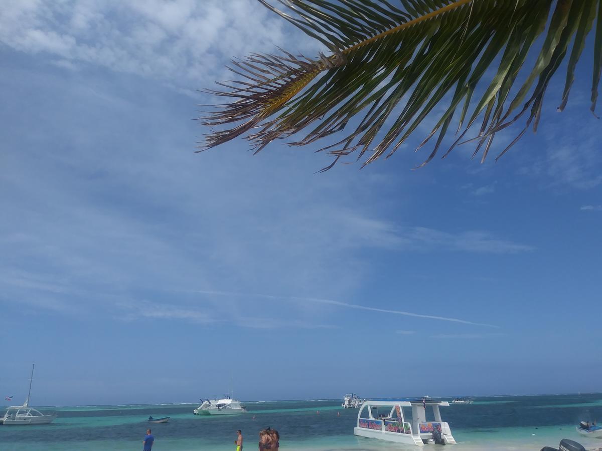 Grand Blue Garden Los Corales Beach