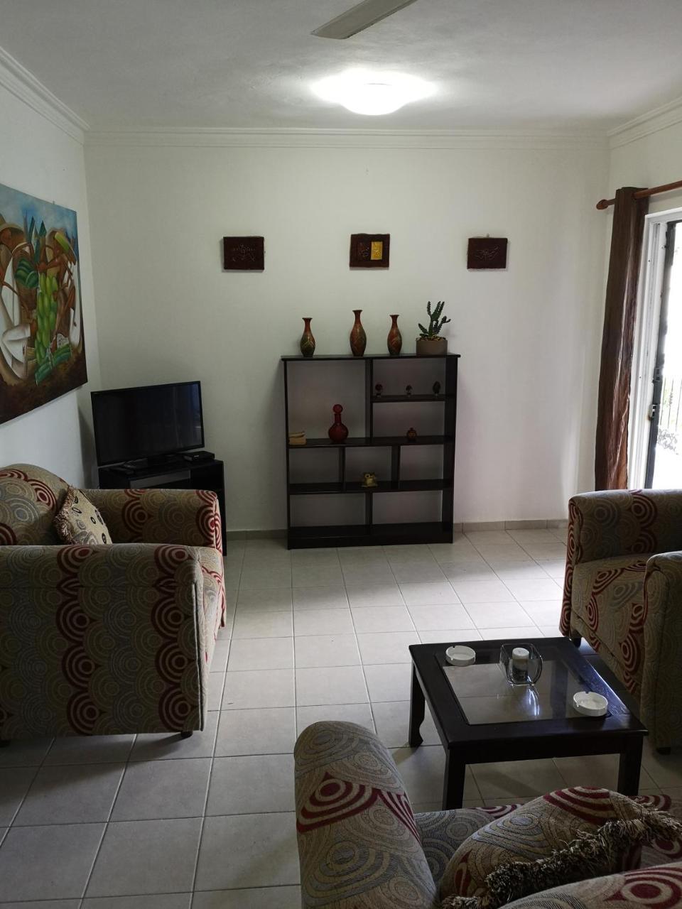 Mar Tropical Calle Marcio Veloz Maggiolo Apartment *