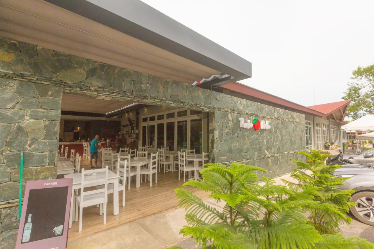 Corte Sea A102 Apartment