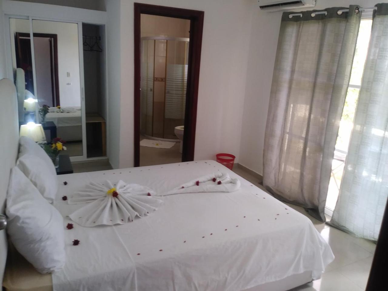 Grand Blue Garden Los Corales Beach