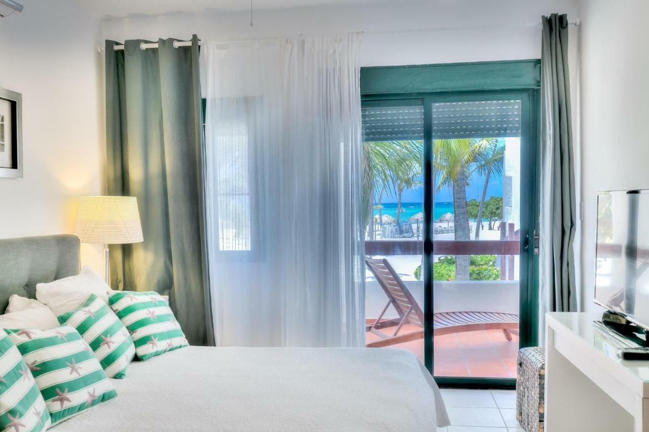 Apartment Oceanfront With Views And Large Balcony - L-201 *