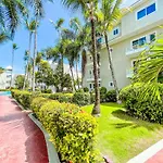 Sol Caribe Ducassi Pool Hotel Near The Beach Wifi Beach Club & Spa