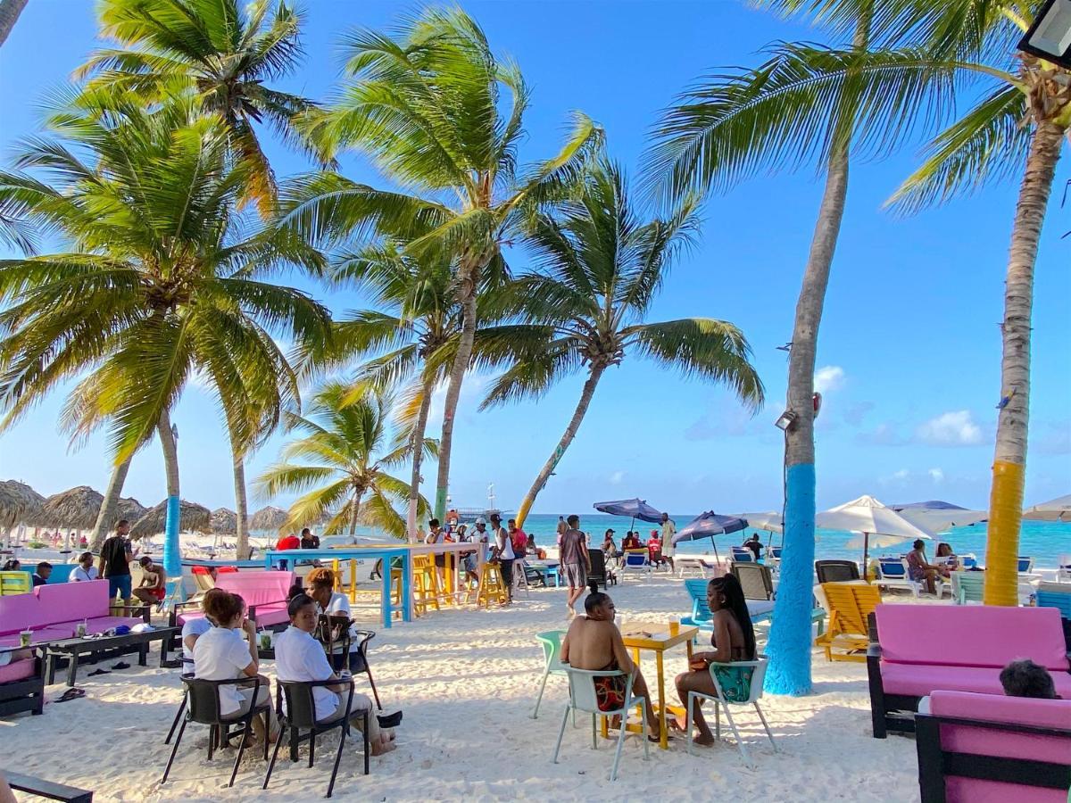 Deluxe Playa Corales - Pool, Bbq, Club, Wifi Punta Cana