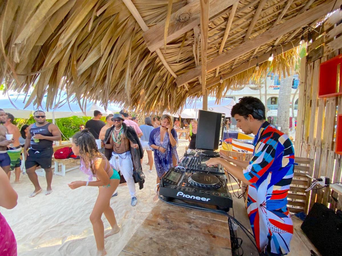 Deluxe Playa Corales - Pool, Bbq, Club, Wifi *