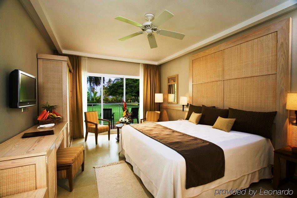 Resort Vik Cayena 5*