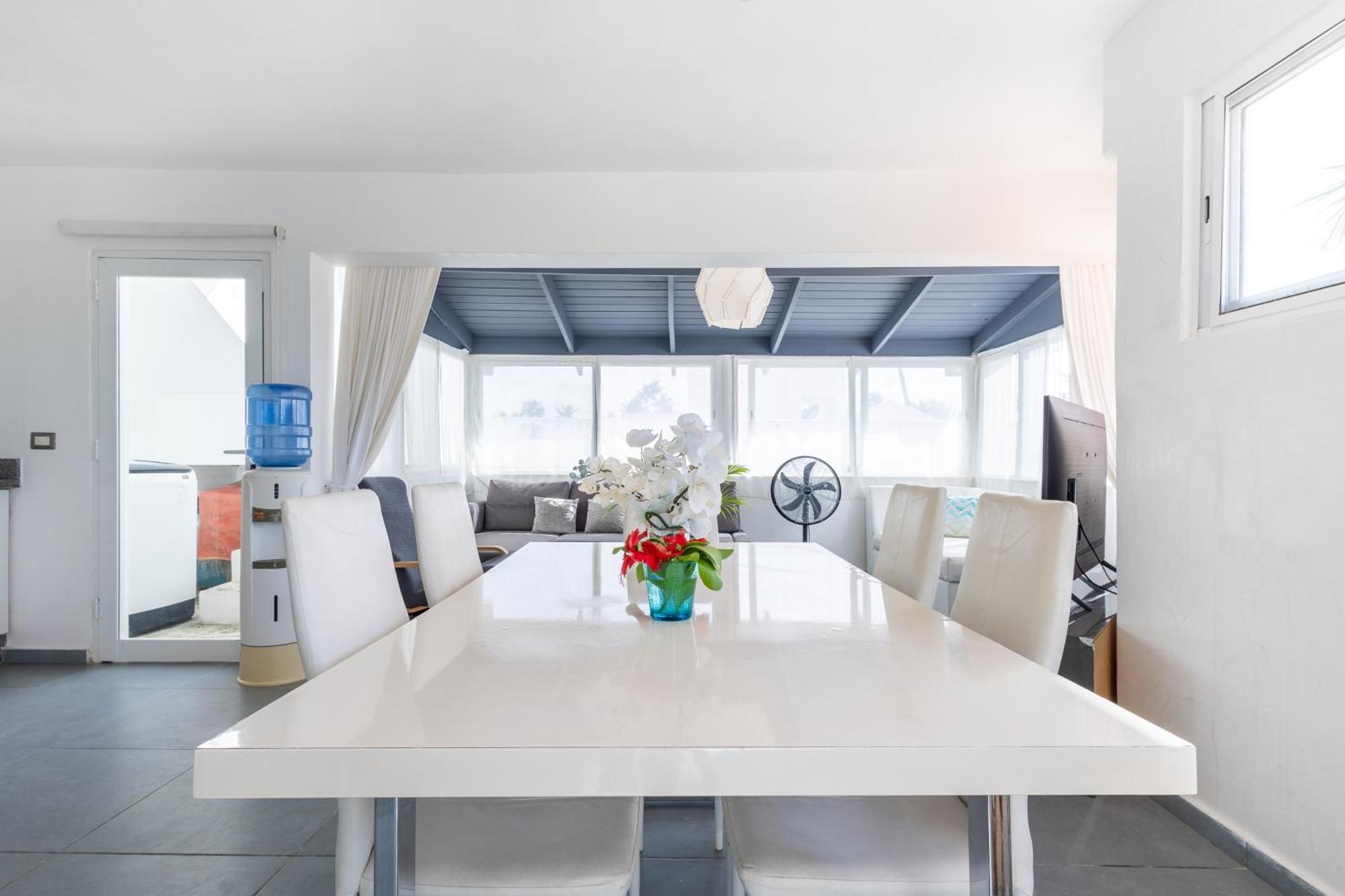 Amazing Penthouse In With Ocean View Apartment *