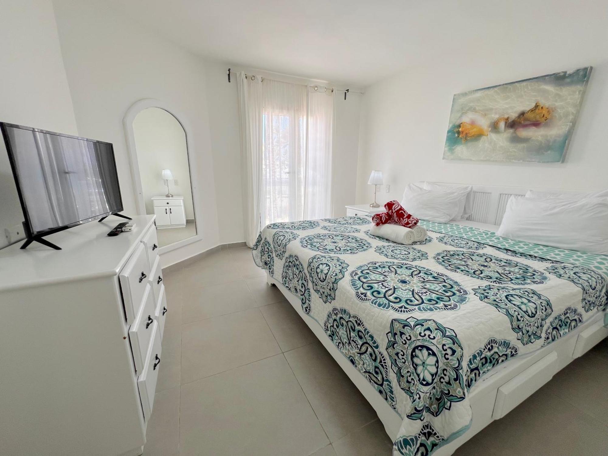Caribbean Dream & Ocean View Playa Corales *