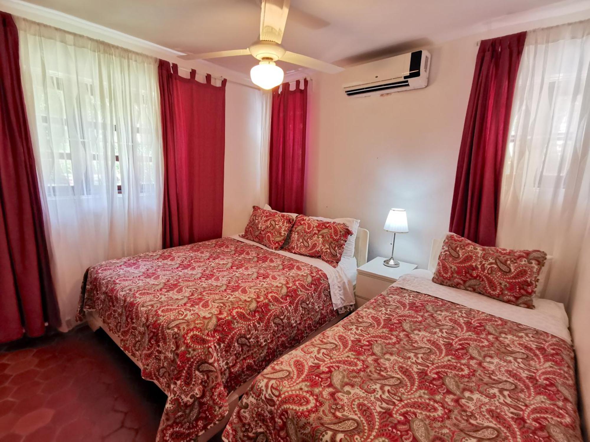 Caribbean Dream & Ocean View Playa Corales Aparthotel