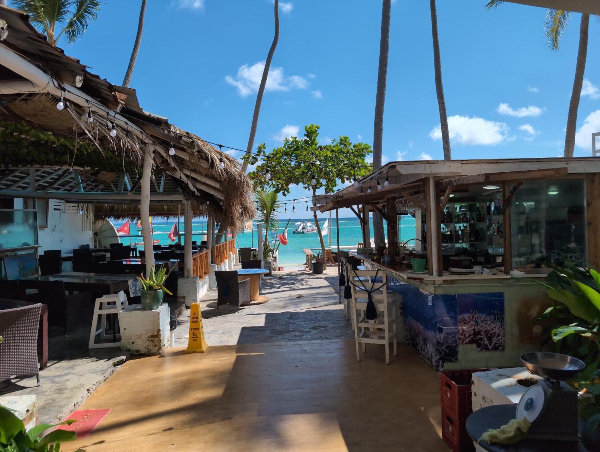 Dios Es Fiel - Ali Punta Cana