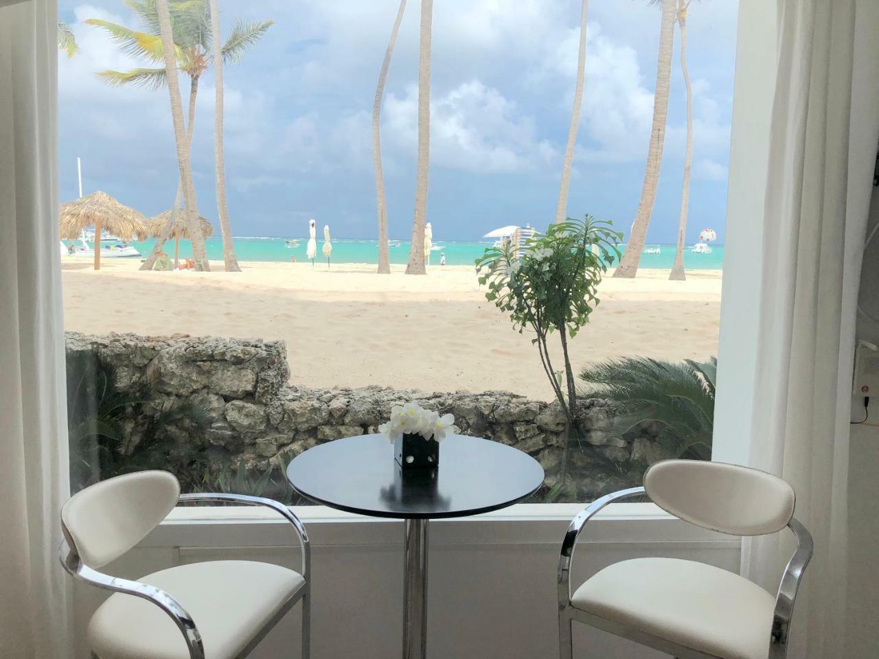 Coral Private &