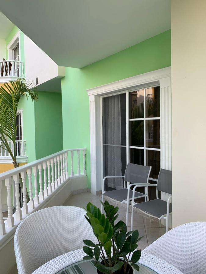 Palm Suites A4