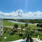 Beautiful Penthouse With Private Elevator In Hard Rock Golf