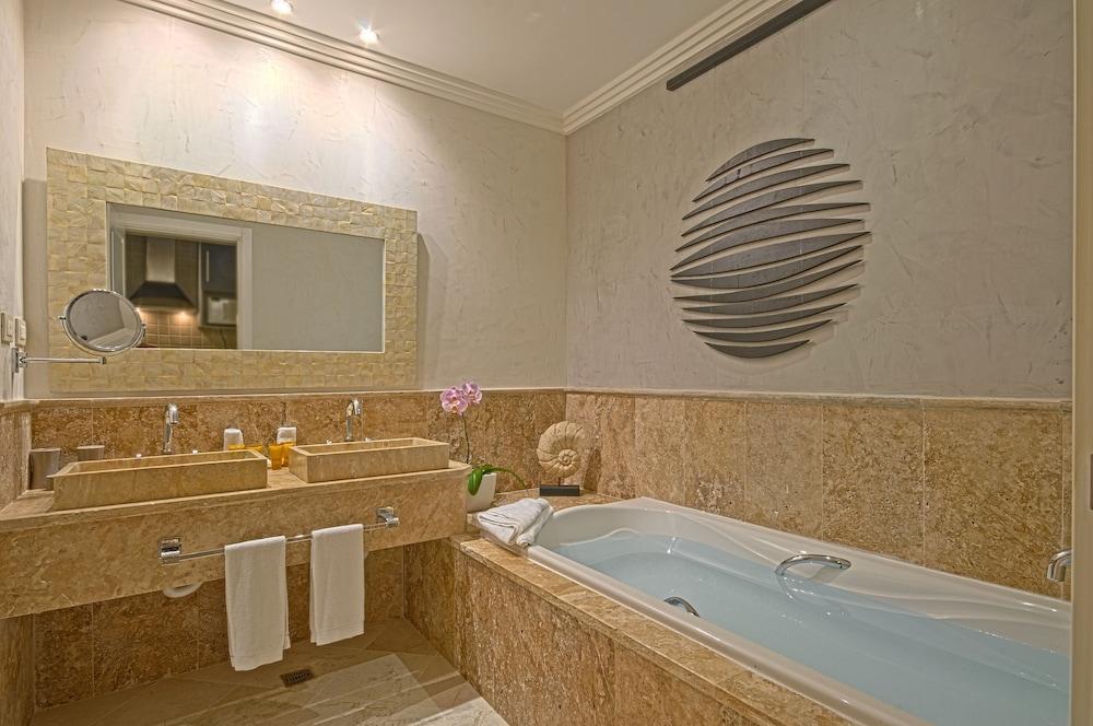 Hotel Ancora Cap Cana & Marina Punta Cana
