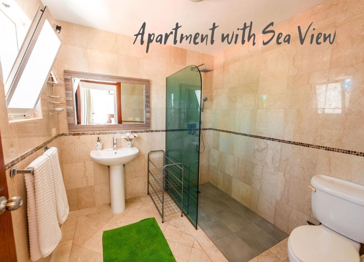 Bed & Breakfast Beachfront - Everything