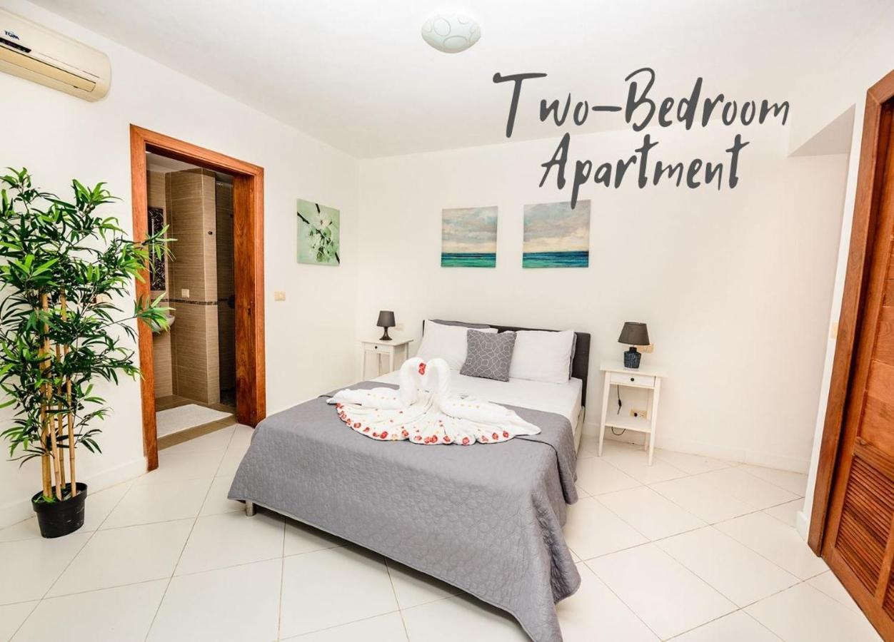 Beachfront - Everything Bed & Breakfast