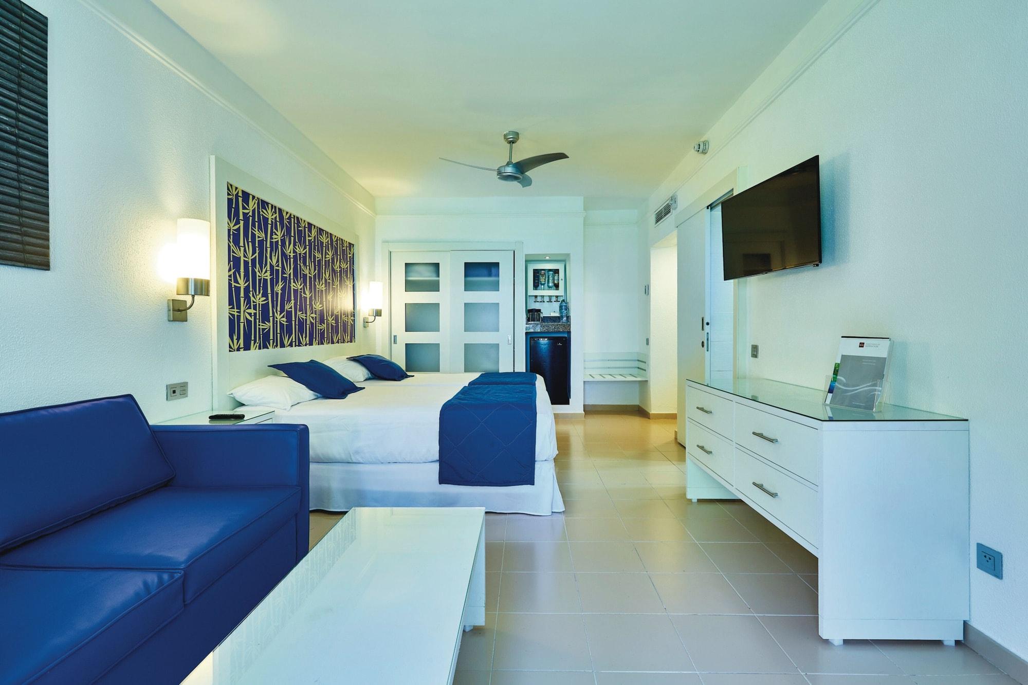 Riu Bambu Hotel 3*
