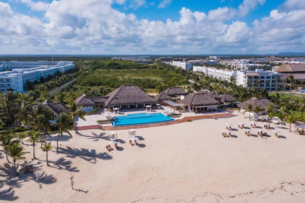 Beautiful Penthouse With Private Elevator In Hard Rock Golf *
